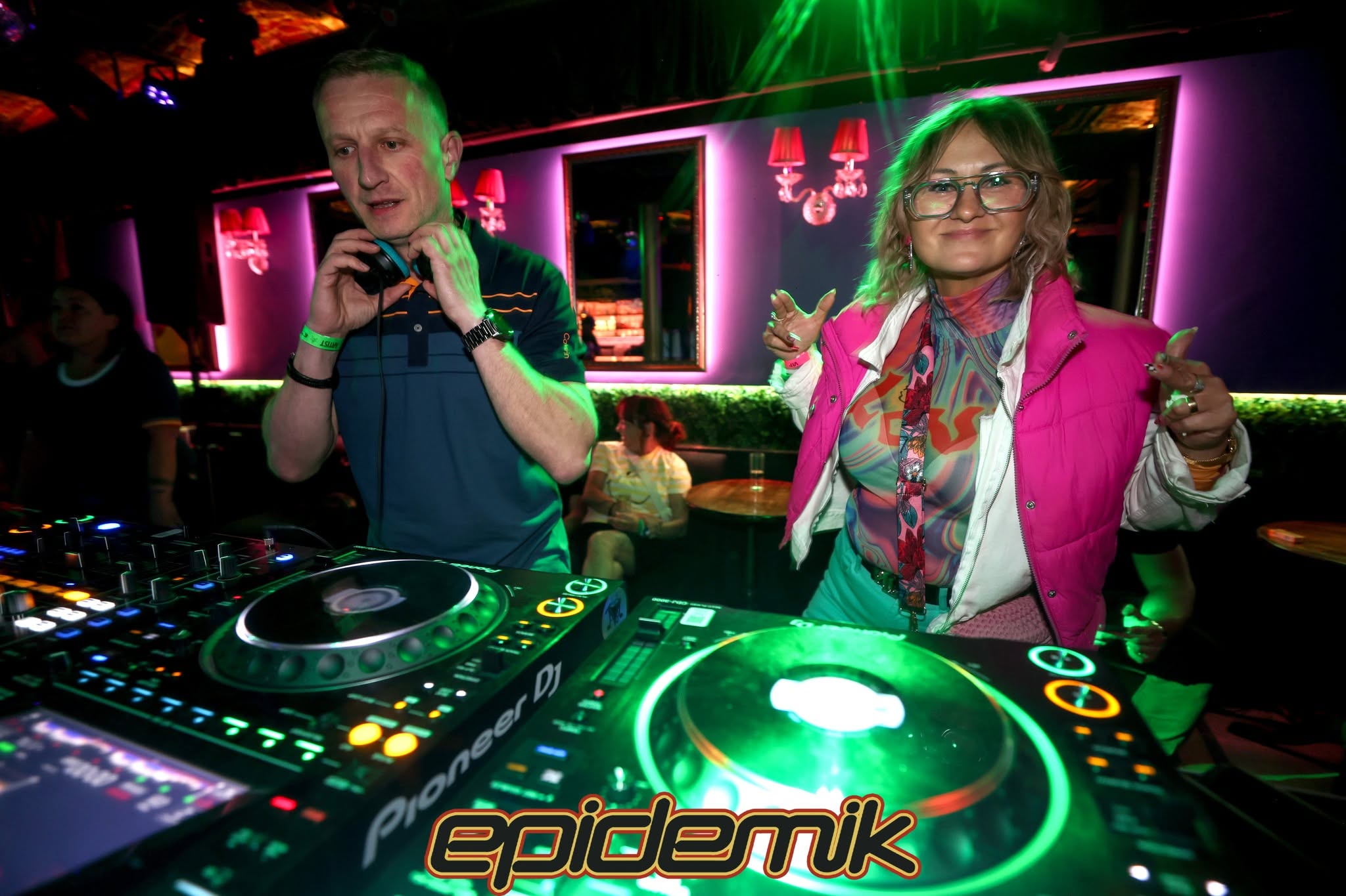 Epidemik rave history